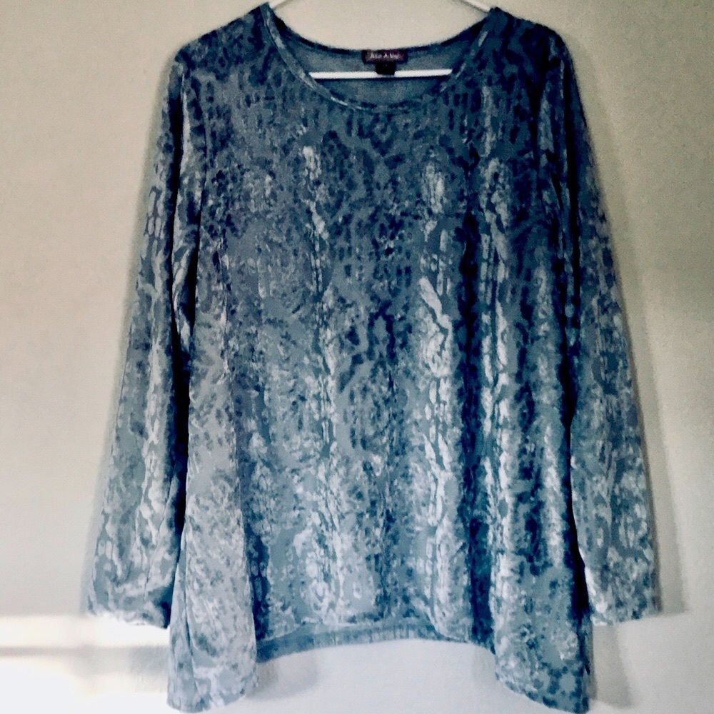 White Stag Crushed Velvet Burnout Silver Tunic L